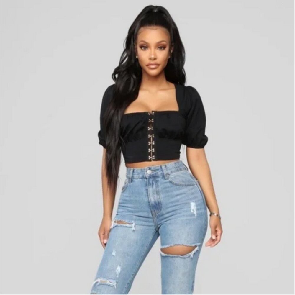 Got You Hooked Top - Black
